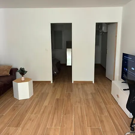 Apartment Novastay